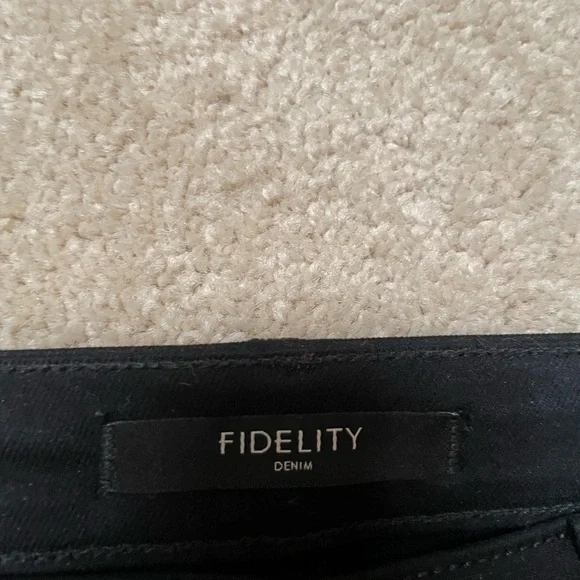 Fidelity jeans. Best fitting jeans! EUC - Picture 2 of 4